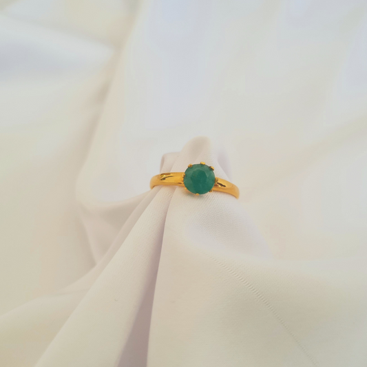 Solitario de Esmeralda en 14k