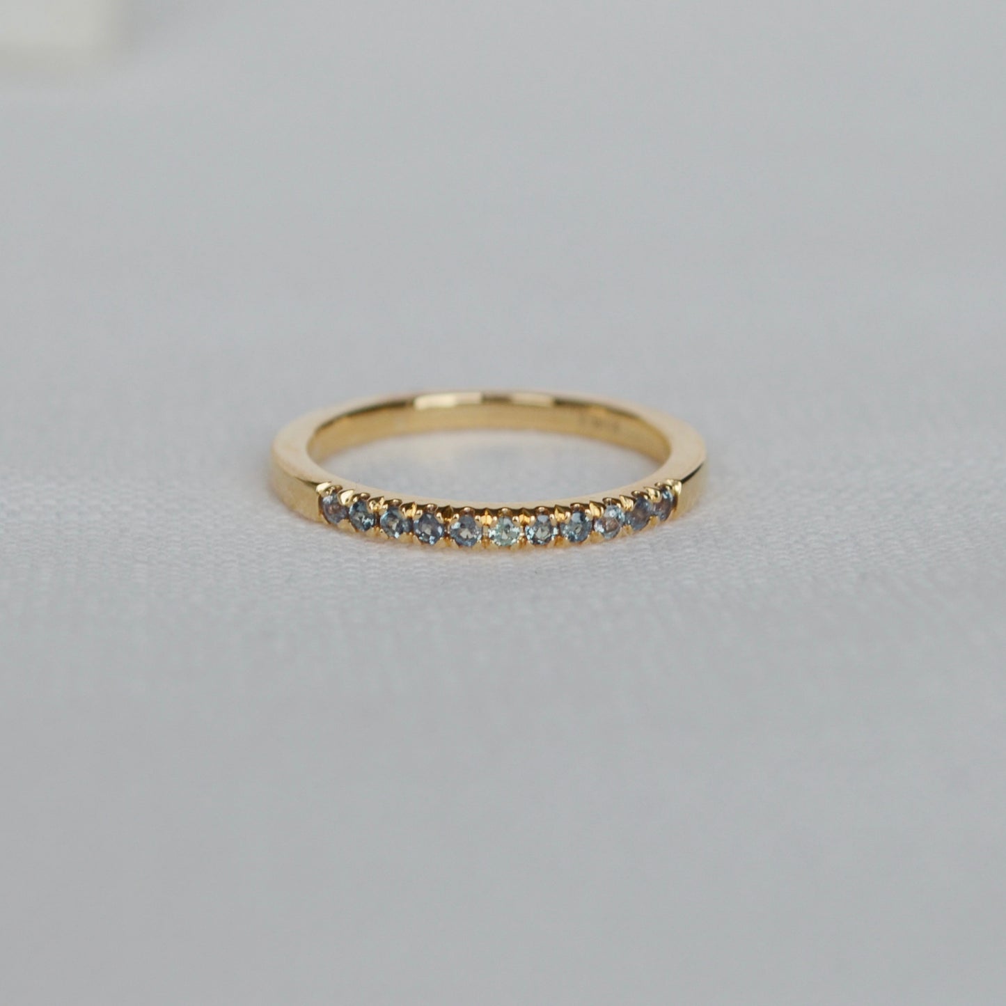 Churumbela de Alejandritas en oro 14k piedra del mes de Junio