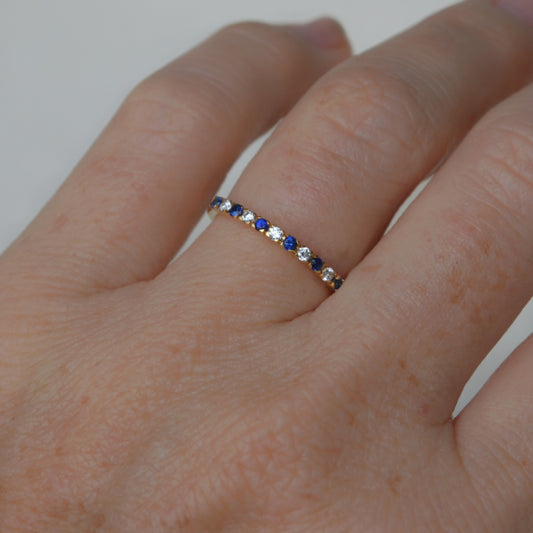 Churumbela de Diamantes y Zafiros en oro de 18K