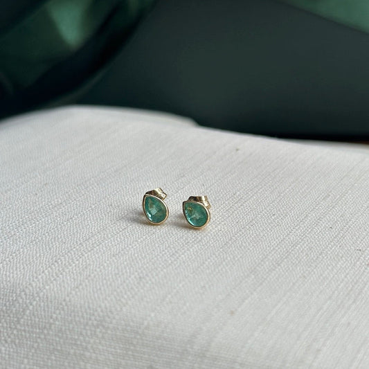 Aretes de Esmeralda corte Pera