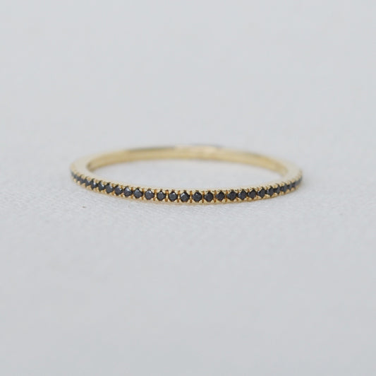 Churumbela de diamantes negros en oro amarillo 14K