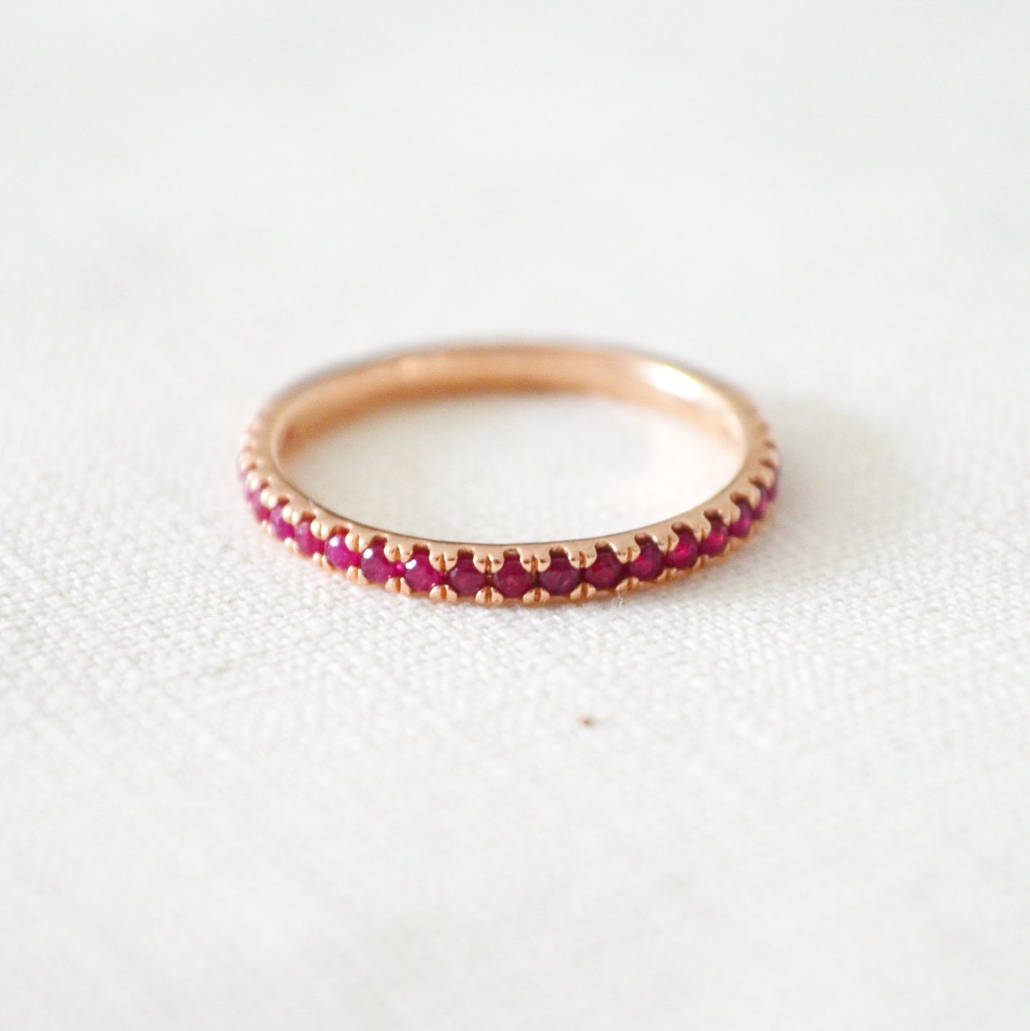 Churumbela de Rubíes en oro rosa de 14k