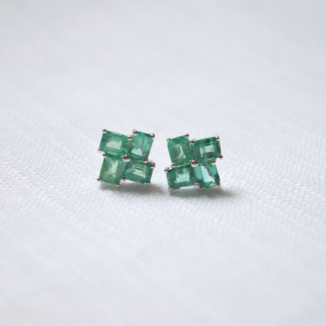 Aretes de Esmeraldas con Oro Blanco