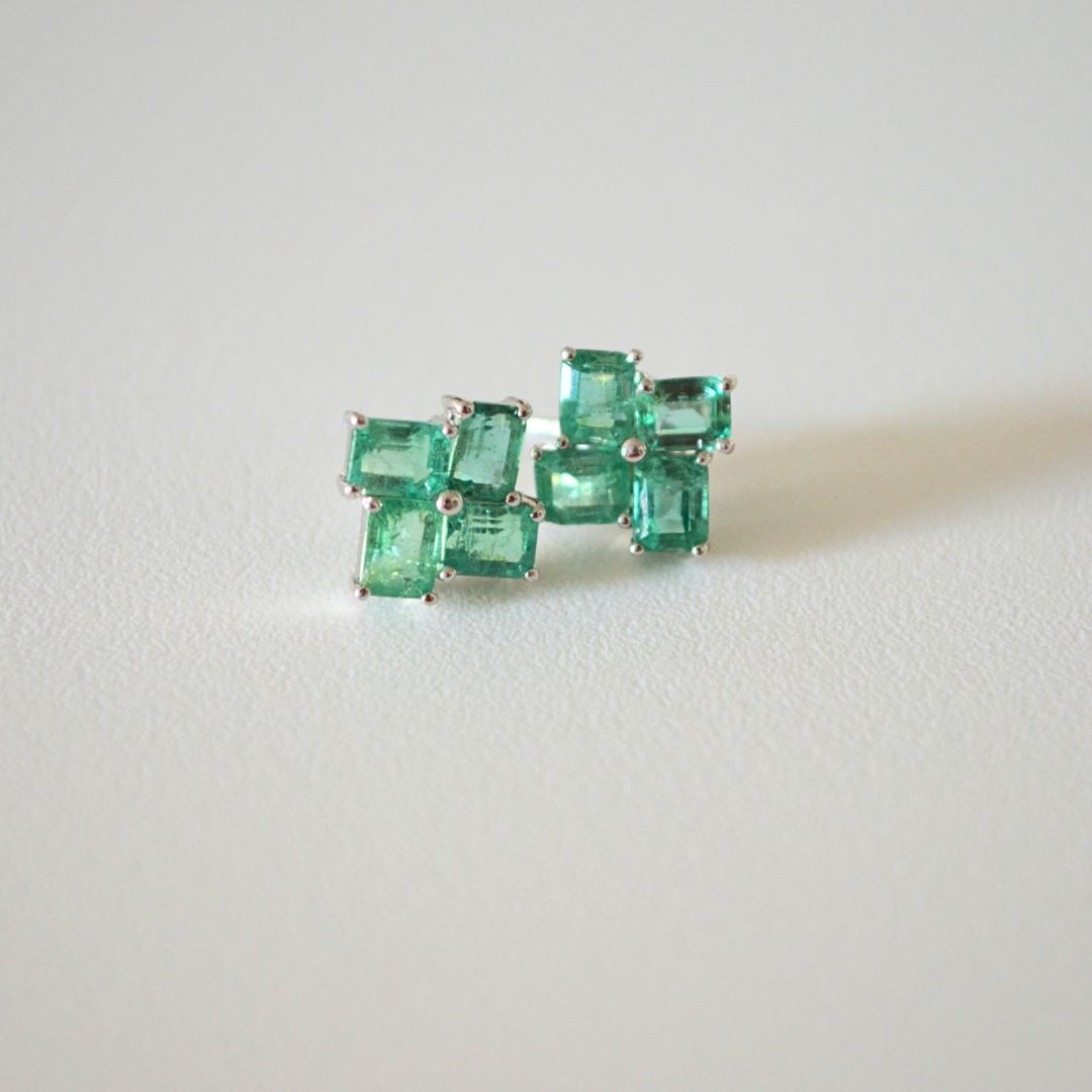 Aretes de Esmeraldas con Oro Blanco