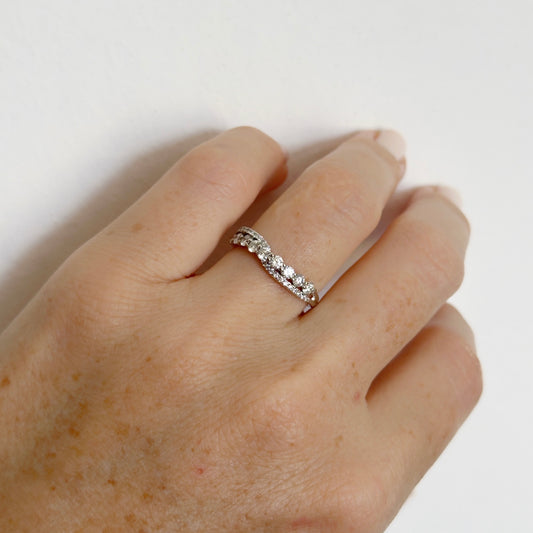 Churumbela entrelazada de diamantes